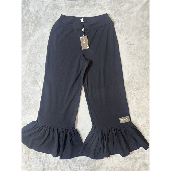 Matilda Jane Women’s Capri Pants Medium Black Big Ruffle Hem Cropped - Picture 2 of 9